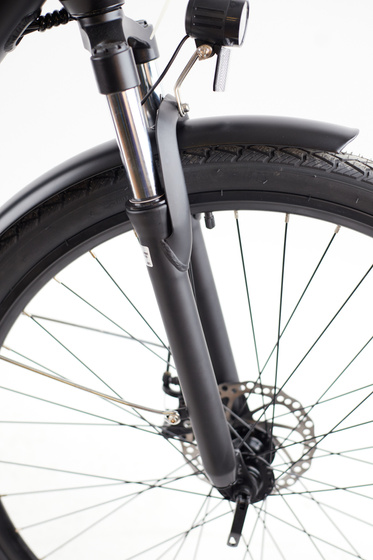 Rower elektryczny trekkingowy 700C 28 cali aluminiowy rama 18 cala M 10.4Ah