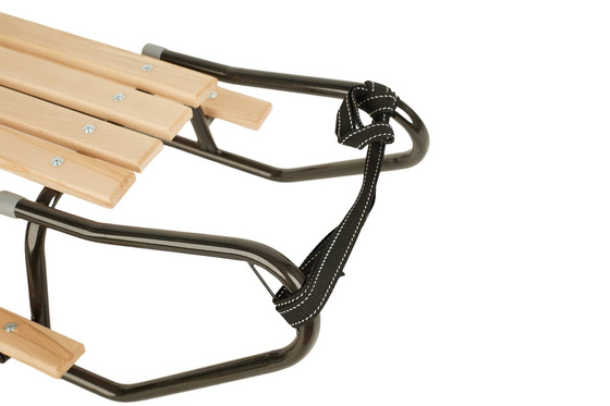 Sanki z podnóżkami i oparciem