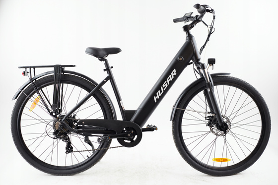 Rower elektryczny trekkingowy 700C 28 cali aluminiowy rama 19 cala M 10.4Ah